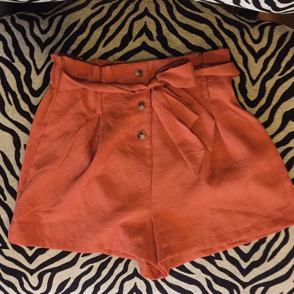 High Rise flowy shorts